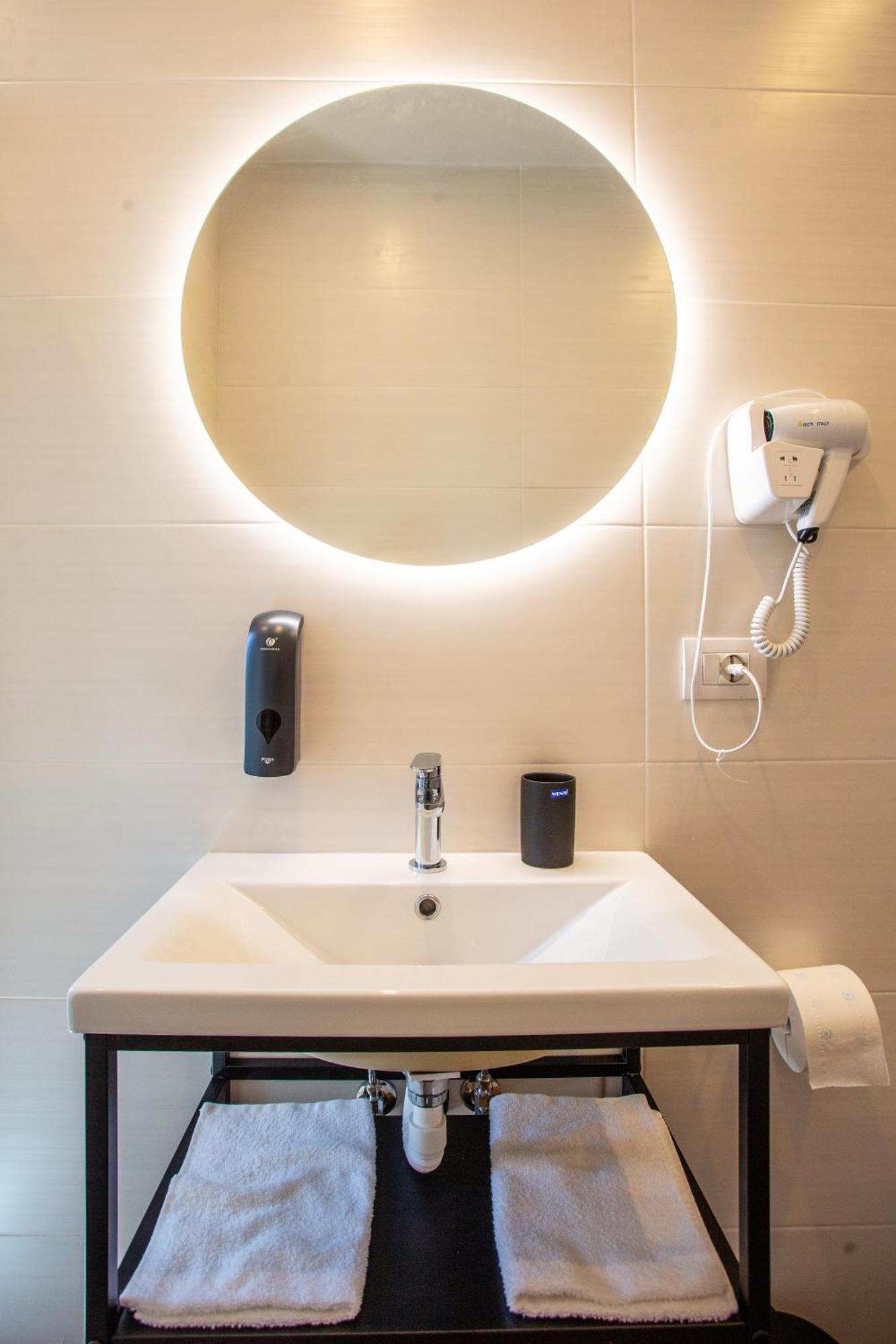Marina 8 Hotel Napoli Ngoại thất bức ảnh